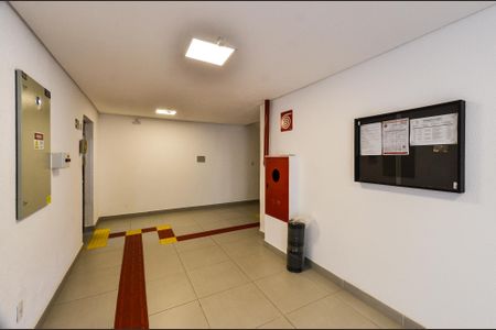 Apartamento para alugar com 45m², 2 quartos e 1 vaga Apartamento para alugar com 45m², 2 quartos e 1 vagaHall de entrada
