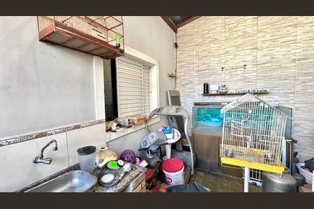 Churrasqueira de casa à venda com 4 quartos, 250m² em Jardim Santa Cecilia, Guarulhos