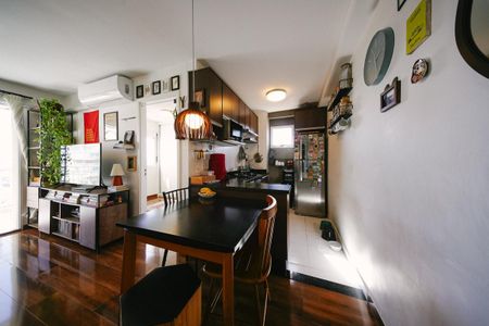 Cozinha de apartamento para alugar com 2 quartos, 47m² em Jardim Santa Teresinha, São Paulo