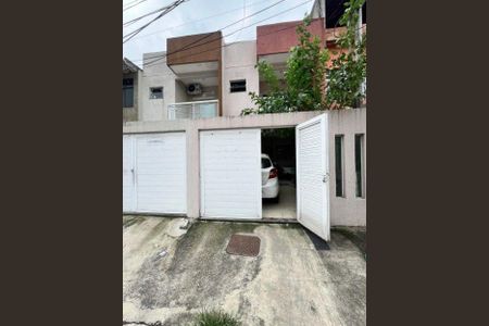 Casa à venda com 100m², 2 quartos e 1 vaga