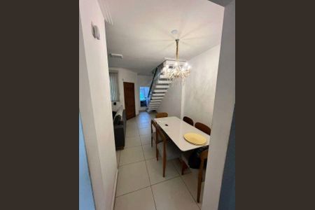 Casa à venda com 2 quartos, 100m² em Campo Grande, Rio de Janeiro