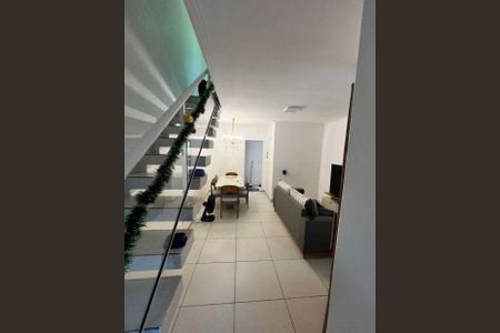 Casa à venda com 100m², 2 quartos e 1 vaga