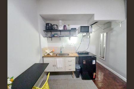 Cozinha de kitnet/studio à venda com 1 quarto, 32m² em Santa Ifigênia, São Paulo