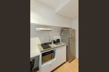 Cozinha de kitnet/studio à venda com 1 quarto, 25m² em Liberdade, São Paulo