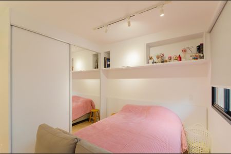 Studio à venda com 25m², 1 quarto e sem vaga Studio à venda com 25m², 1 quarto e sem vagaSala/Quarto