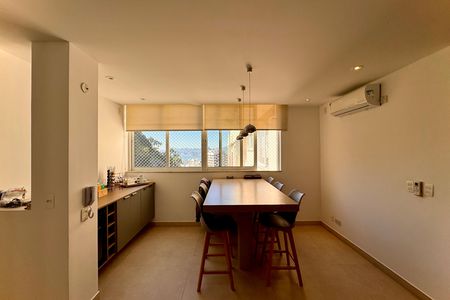 Apartamento para alugar com 6 quartos, 1000m² em Laranjeiras, Rio de Janeiro