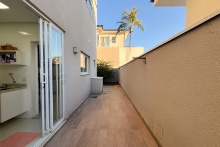 Casa de condomínio à venda com 320m², 4 quartos e 4 vagas