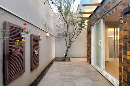 Casa de condomínio à venda com 320m², 4 quartos e 4 vagas
