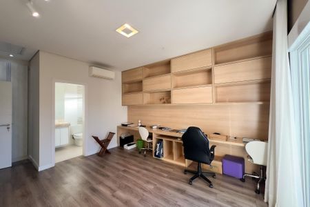 Casa de condomínio à venda com 320m², 4 quartos e 4 vagas
