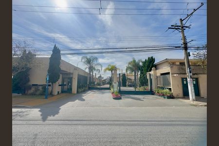 Fachada  de casa de condomínio à venda com 3 quartos, 86m² em Parque Renato Maia, Guarulhos