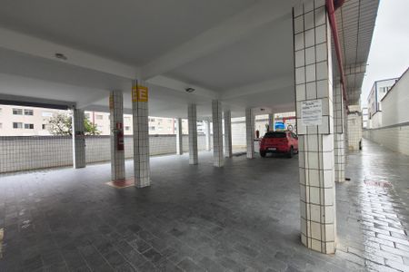 Garagem de kitnet/studio para alugar com 1 quarto, 22m² em Guilhermina, Praia Grande