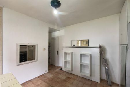 Sala de kitnet/studio para alugar com 1 quarto, 22m² em Guilhermina, Praia Grande