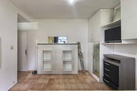 Sala de kitnet/studio para alugar com 1 quarto, 22m² em Guilhermina, Praia Grande