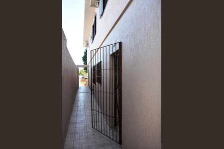 Detalhe - Corredor Externo de casa à venda com 3 quartos, 130m² em Vila Pirituba, São Paulo