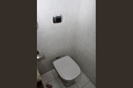 Casa à venda com 130m², 3 quartos e 1 vaga Casa à venda com 130m², 3 quartos e 1 vagaDetalhe - Lavabo