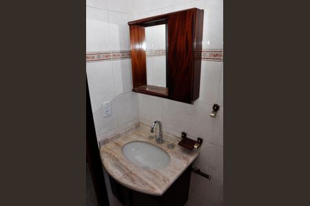 Casa à venda com 130m², 3 quartos e 1 vaga Casa à venda com 130m², 3 quartos e 1 vagaDetalhe - Suíte