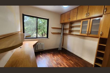 Apartamento à venda com 93m², 2 quartos e 1 vaga
