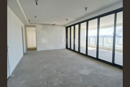 Apartamento à venda com 205m², 4 quartos e 3 vagas