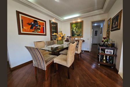 Apartamento à venda com 137m², 3 quartos e 2 vagas