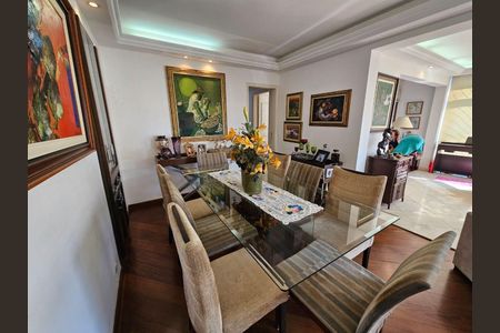 Apartamento à venda com 137m², 3 quartos e 2 vagas