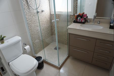 Apartamento à venda com 100m², 2 quartos e 2 vagasBanheiro da Suíte 2