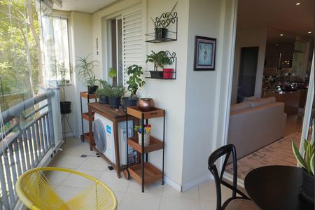 Sacada de apartamento à venda com 2 quartos, 100m² em Tamboré, Santana de Parnaíba