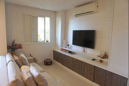 Sala de apartamento à venda com 2 quartos, 100m² em Tamboré, Santana de Parnaíba