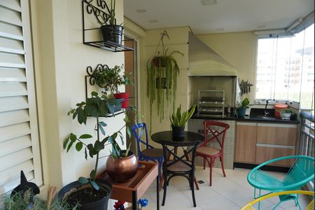 Sacada de apartamento à venda com 2 quartos, 100m² em Tamboré, Santana de Parnaíba