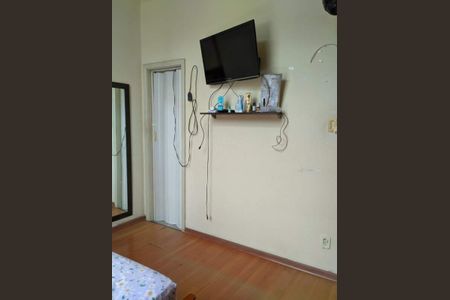 Apartamento à venda com 38m², 1 quarto e sem vaga