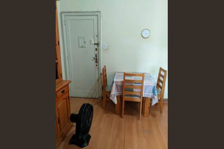 Apartamento à venda com 38m², 1 quarto e sem vaga