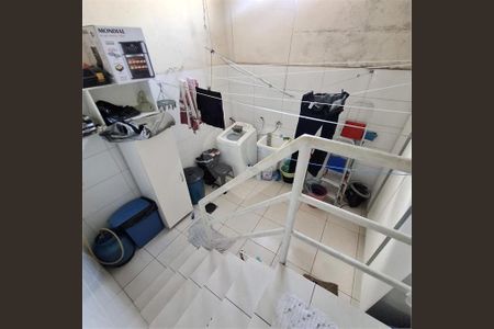 Casa à venda com 2 quartos, 111m² em Interlagos, São Paulo