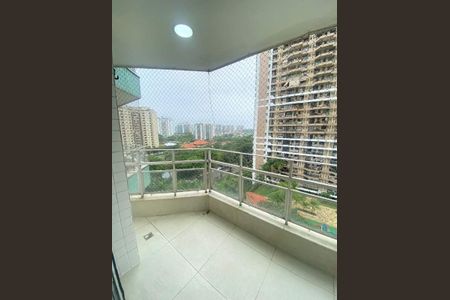 Apartamento à venda com 64m², 1 quarto e 1 vaga