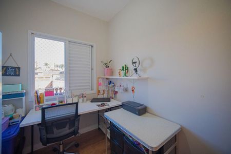Apartamento à venda com 3 quartos, 74m² em Quitaúna, Osasco