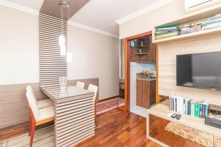 Sala de apartamento à venda com 1 quarto, 38m² em Santo Antônio, Porto Alegre