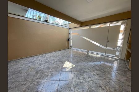 Garagem de casa à venda com 3 quartos, 160m² em Jardim Bonfiglioli, São Paulo