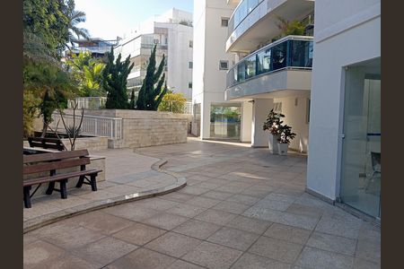 Apartamento para alugar com 78m², 2 quartos e 2 vagas Apartamento para alugar com 78m², 2 quartos e 2 vagasÁrea externa