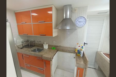 Apartamento para alugar com 78m², 2 quartos e 2 vagas Apartamento para alugar com 78m², 2 quartos e 2 vagasCozinha