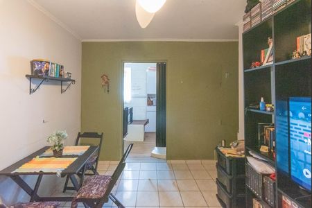 Apartamento para alugar com 50m², 2 quartos e 1 vaga Apartamento para alugar com 50m², 2 quartos e 1 vagaSala