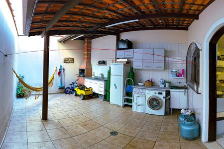 Casa à venda com 80m², 2 quartos e 2 vagas