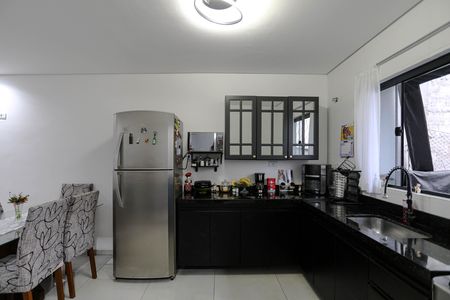 Casa para alugar com 188m², 3 quartos e 2 vagas Casa para alugar com 188m², 3 quartos e 2 vagasCozinha