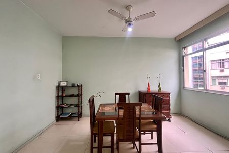 Apartamento à venda com 80m², 2 quartos e sem vaga Apartamento à venda com 80m², 2 quartos e sem vagaSala