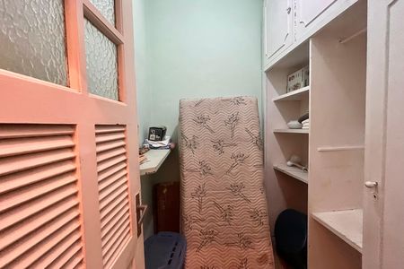 Apartamento à venda com 80m², 2 quartos e sem vaga Apartamento à venda com 80m², 2 quartos e sem vagaQuarto de Serviço