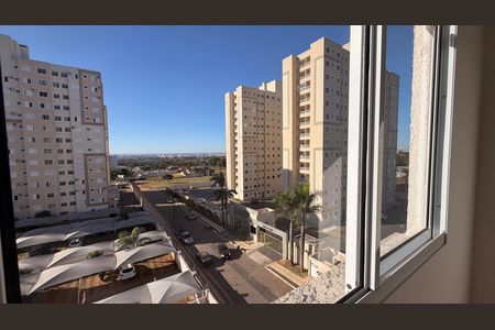 Vista do Quarto de apartamento para alugar com 2 quartos, 45m² em Setor Faicalville, Goiânia