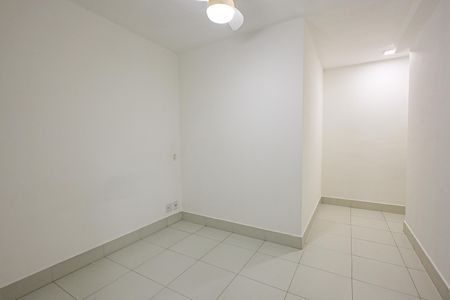 Apartamento para alugar com 65m², 3 quartos e 2 vagas Apartamento para alugar com 65m², 3 quartos e 2 vagasSuite