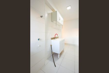 Apartamento para alugar com 65m², 3 quartos e 2 vagas Apartamento para alugar com 65m², 3 quartos e 2 vagasCozinha e Área de Serviço
