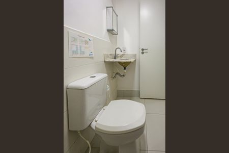 Apartamento para alugar com 65m², 3 quartos e 2 vagas Apartamento para alugar com 65m², 3 quartos e 2 vagasBanheiro da Suíte