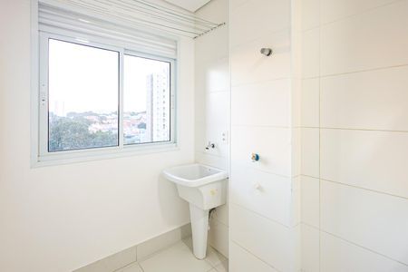 Apartamento para alugar com 65m², 3 quartos e 2 vagas Apartamento para alugar com 65m², 3 quartos e 2 vagasCozinha e Área de Serviço