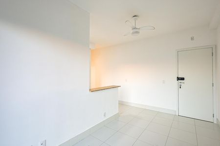 Sala de apartamento para alugar com 3 quartos, 65m² em Jardim Santiago, Indaiatuba