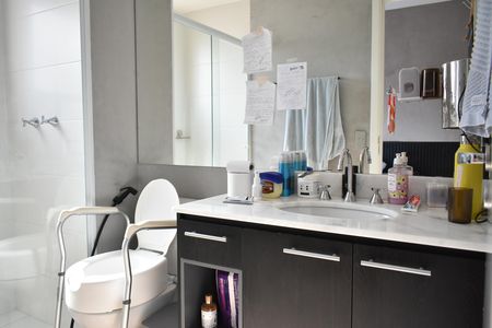 Apartamento à venda com 117m², 2 quartos e 2 vagasSuíte 2
