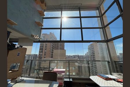 Apartamento à venda com 117m², 2 quartos e 2 vagasSala